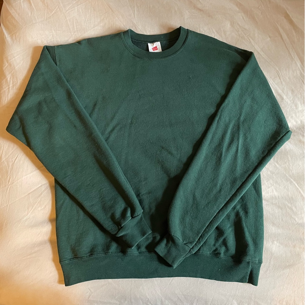 Hanes EcoSmart forest green crewneck sweatshirt in Medium! Gorgeous and warm!